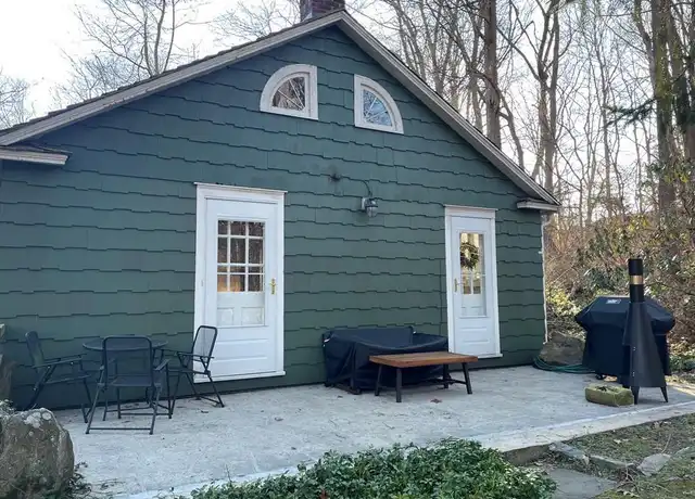 Property at 87b Red Coat Rd, Westport, CT, 06880, 2 beds, 1 bath, [object Object]