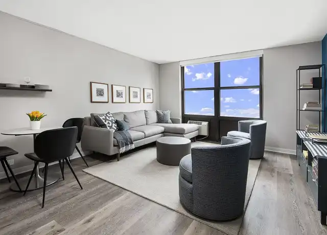 Property at Reside on Barry - 533 W Barry Ave, Chicago, IL, 60657, 1-2 bed, 1 bath, [object Object]