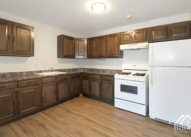 Property at 1250 South Broadway - 1250 S Broadway, East Providence, RI, 02914, 1 bed, 1 bath, [object Object]