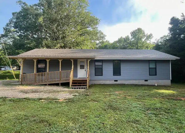 Property at 3814 Danville Rd SW, Decatur, AL, 35603, 3 beds, 2 baths, [object Object]