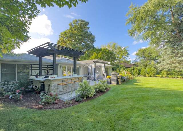 Photo of 6609 N Kenton Ave Unit DHFS, Lincolnwood, IL 60712
