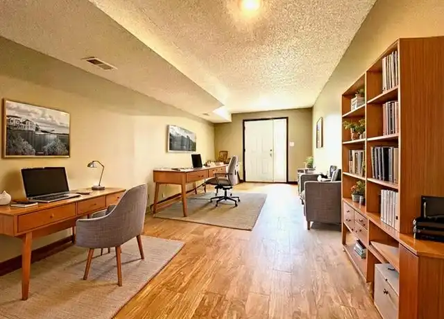 Property at 208 NW Monroe St, Lees Summit, MO, 64063, 2 beds, 1 bath, [object Object]