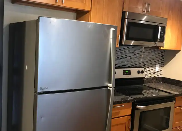 Property at 11300 5th Ave NE Unit 11, Seattle, WA, 98125, 1 bed, 1 bath, [object Object]