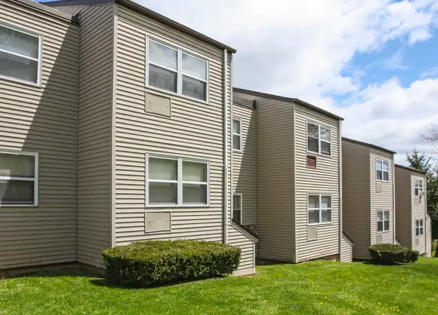 Property at Skyline Gardens Apartments - 123 Livingston Ave, Albany, NY, 12210, 1-2 bed, 1 bath, [object Object]