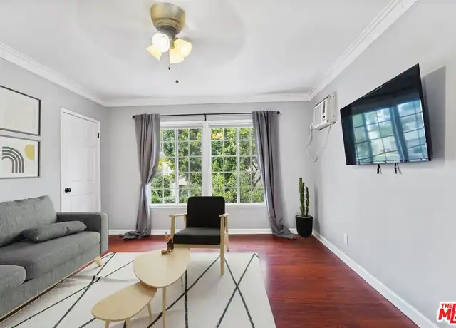 Property at 6226 De Longpre Ave, Los Angeles, CA, 90028, 2 beds, 1 bath, [object Object]
