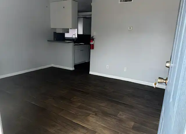 Property at 5220 Weber Rd Unit H-204, Corpus Christi, TX, 78411, 1 bed, 1 bath, [object Object]