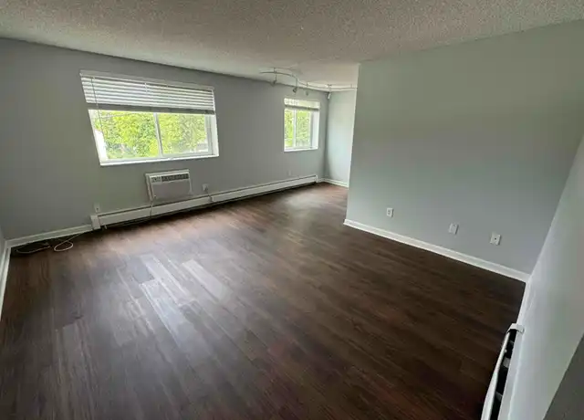 Property at 3455 S Logan St Unit 204, Englewood, CO, 80113, 1 bed, 1 bath, [object Object]