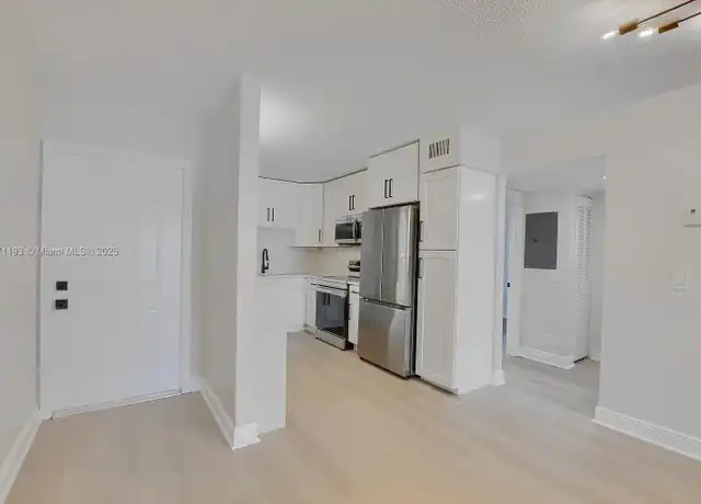 Property at 2650 Greenwood Ter, Boca Raton, FL, 33431, 2 beds, 2 baths, [object Object]