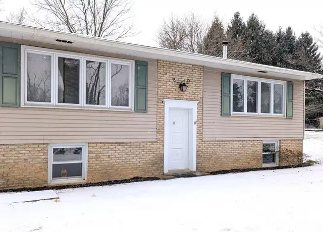 Property at 162 N Fairville Ave, Harrisburg, PA, 17112, 3 beds, 1 bath, [object Object]