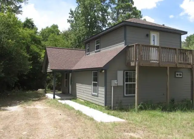 Property at 1404 Avenue B Unit B, Huntsville, TX, 77340, 2 beds, 2 baths, [object Object]
