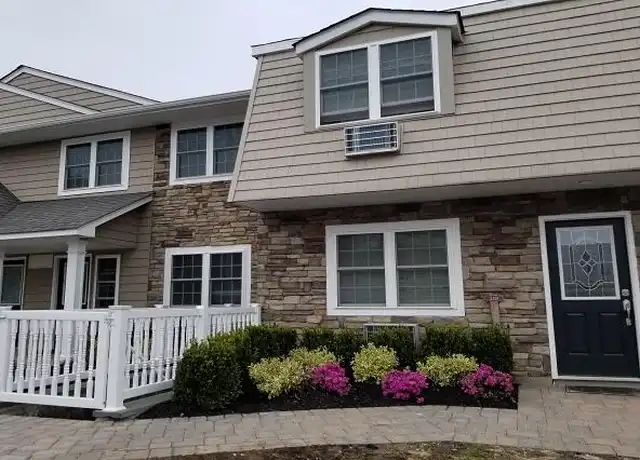 Property at 103 Terrace Rd Unit T01103, Bayport, NY, 11705, 1 bed, 1 bath, [object Object]