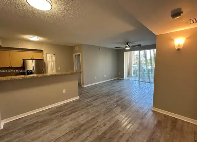 Property at 2320 E Preserve Way #206, Miramar, FL, 33025, 2 beds, 2 baths, [object Object]