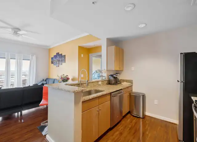 Property at 715 N Church St, Charlotte, NC, 28202, 1 bed, 1 bath, [object Object]