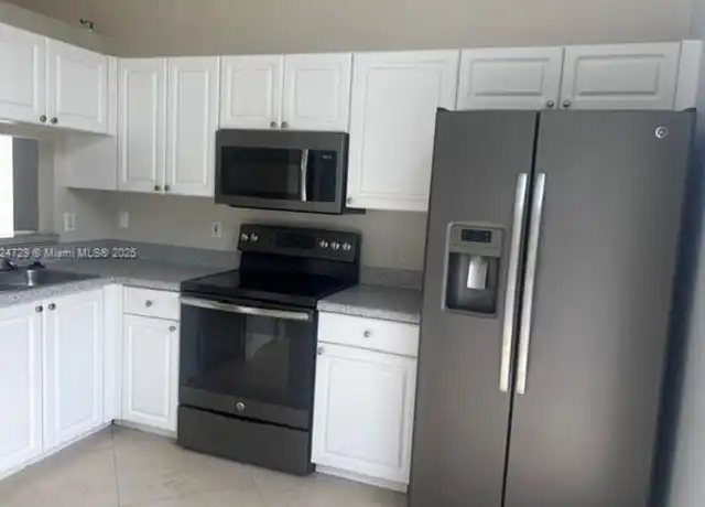 Property at 14909 SW 50th Ct, Davie, FL, 33331, 3 beds, 2 baths, [object Object]