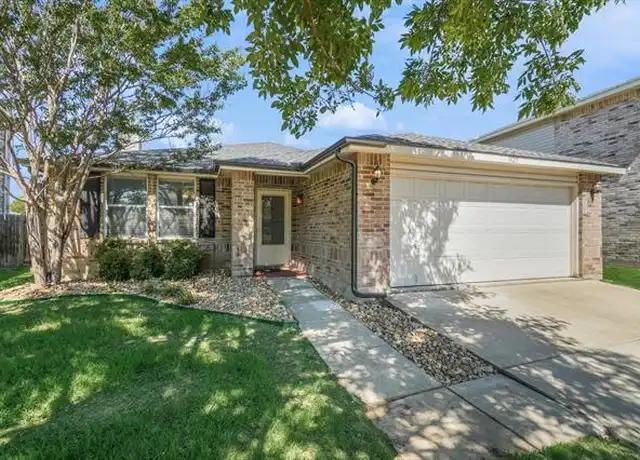 Property at 1825 Lariat Dr, Justin, TX, 76247, 3 beds, 2 baths, [object Object]
