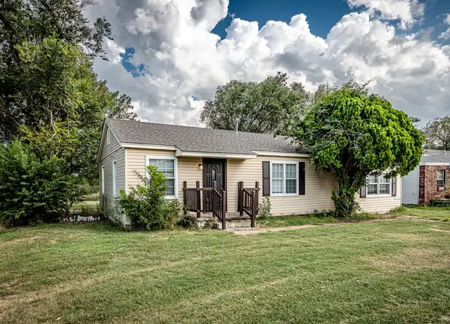 Property at 3312 NW Liberty Ave, Lawton, OK, 73505, 4 beds, 2 baths, [object Object]