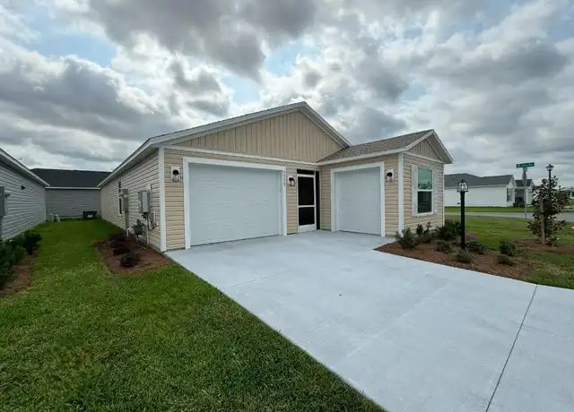 Property at 7715 Guarino Ln, Wildwood, FL, 33585, 2 beds, 2 baths, [object Object]