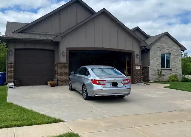 Property at 2225 E Birchwood Ct, Derby, KS, 67037, 5 beds, 3 baths, [object Object]