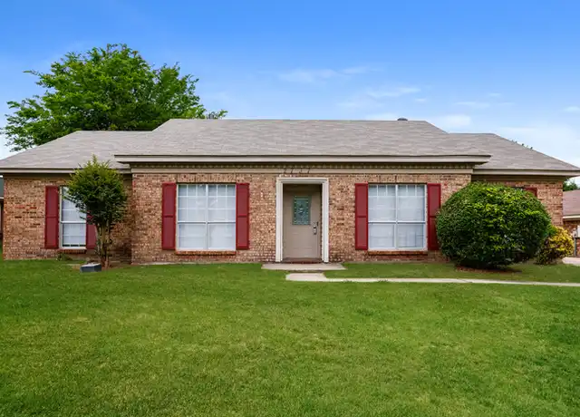 Property at 2737 W Aberdeen Dr, Montgomery, AL, 36116, 4 beds, 2 baths, [object Object]