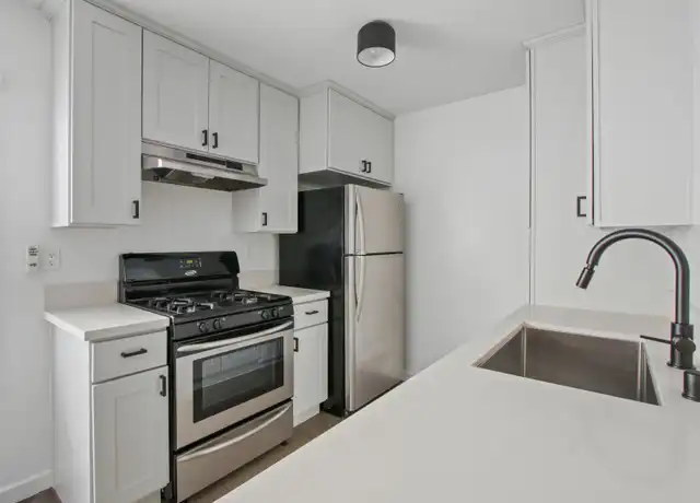Property at 117 Pacific St #103, Santa Monica, CA, 90405, 1 bed, 1 bath, [object Object]