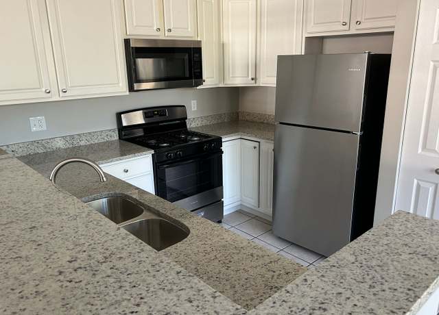 Photo of 15032 Wood Farm Rd Unit 15032, Plainfield, IL 60544