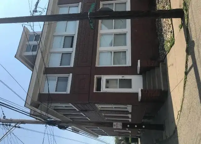 Property at 216 Sarah St, Mc Kees Rocks, PA, 15136, 2 beds, 1 bath, [object Object]