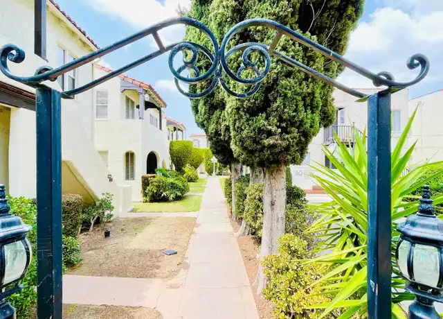 Property at 1505 3/4 12th Ave Unit 1469, Los Angeles, CA, 90019, 1 bed, 1 bath, [object Object]