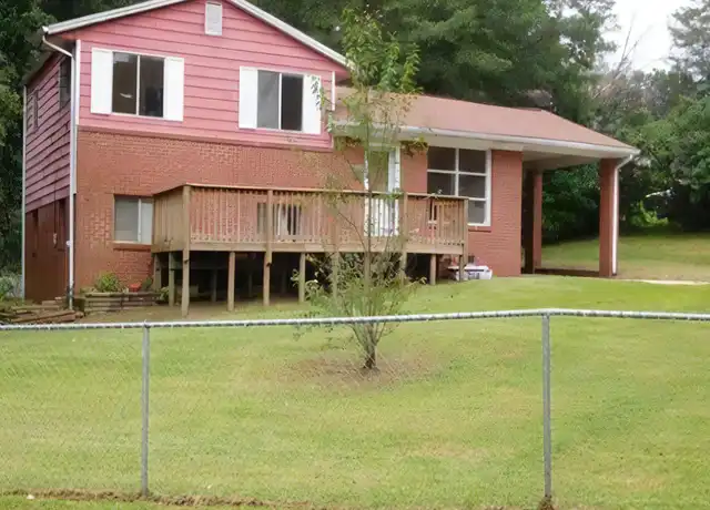 Property at 6616 King George Way, Morrow, GA, 30260, 3 beds, 2 baths, [object Object]