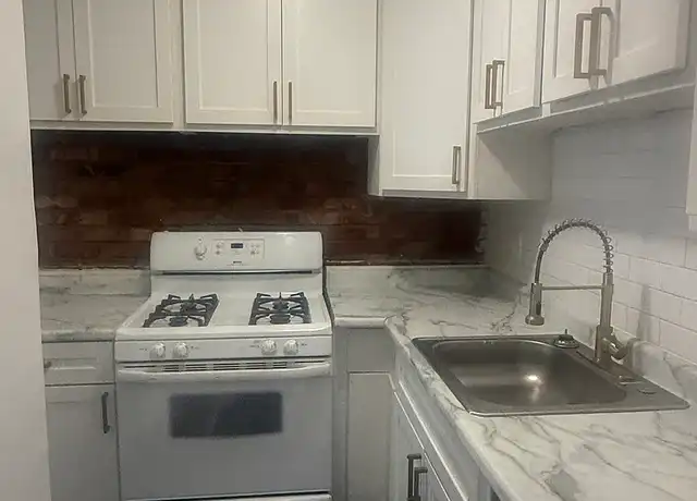 Property at Arlington Village - 6035 Williamsburg Ct, Indianapolis, IN, 46226, 2 beds, 1 bath, [object Object]