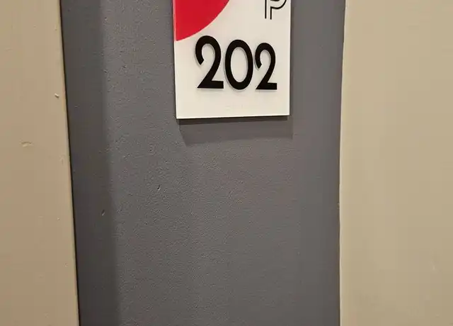 Property at 2222 E Michigan Ave Unit 202, Lansing, MI, 48912, 1 bed, 1 bath, [object Object]