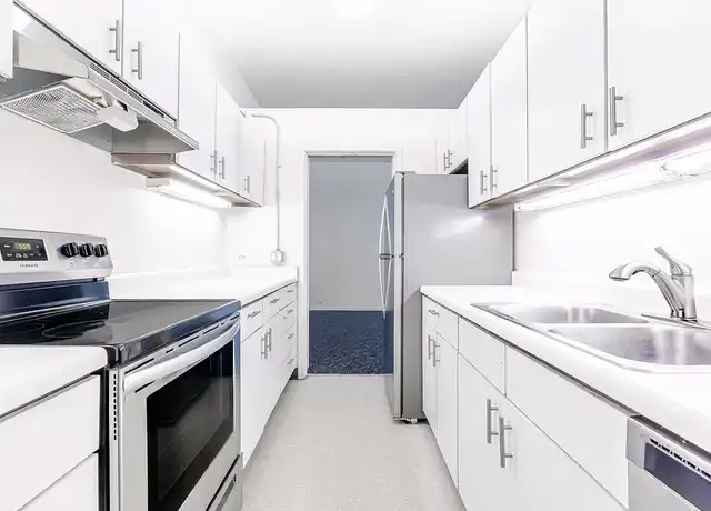 Property at 731 Plymouth by 3L Living - 731 S Plymouth Ct, Chicago, IL, 60605, 1-3 bed, 1-1.5 bath, [object Object]