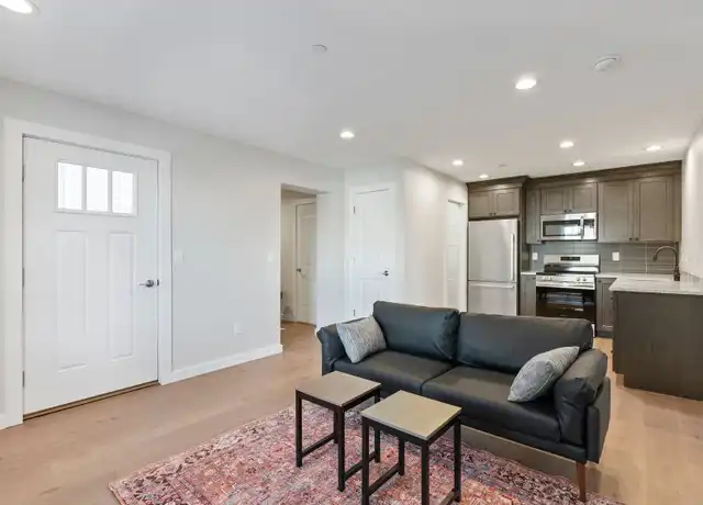 Property at 179 Butternut St Unit 2, Middletown, CT, 06457, 1 bed, 1 bath, [object Object]