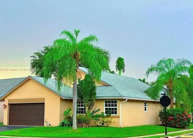 Property at 12105 NW 32nd Mnr, Sunrise, FL, 33323, 2 beds, 1 bath, [object Object]
