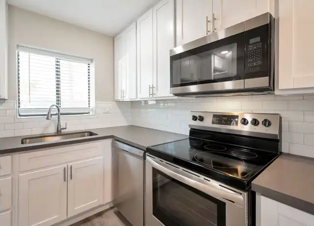 Property at 1700 S College Ave, Tempe, AZ, 85281, 2 beds, 1 bath, [object Object]