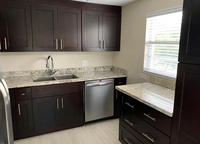 Property at 13255 SW 9th Ct Unit G, Pembroke Pines, FL, 33027, 2 beds, 2 baths, [object Object]