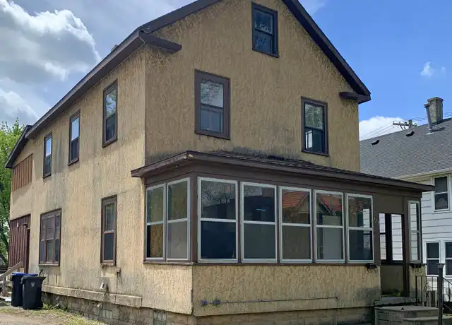 Property at 325 E Plum St Unit 1, Mankato, MN, 56001, 2 beds, 1 bath, [object Object]