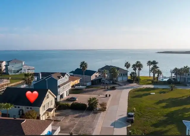 Property at 146 Tamana Dr, Galveston, TX, 77554, 4 beds, 4 baths, [object Object]