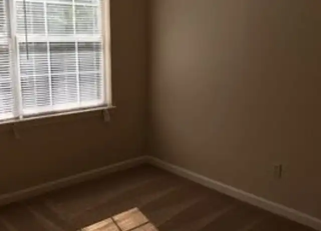 Property at 200 W McMillan St Unit 23, Talladega, AL, 35160, 2 beds, 1 bath, [object Object]
