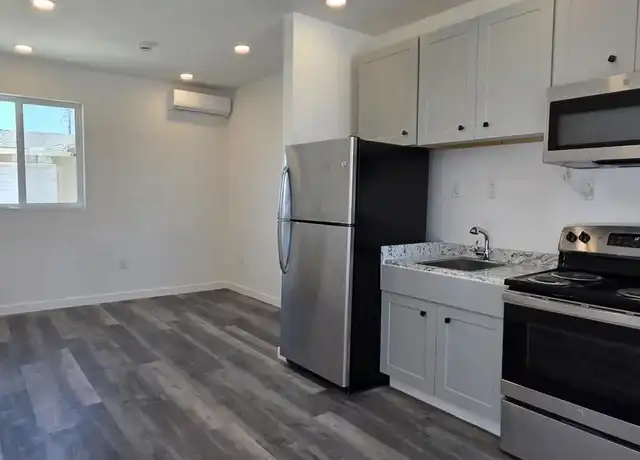 Property at 1819 Oakshire Ct, San Diego, CA, 92102, 1 bed, 1 bath, [object Object]