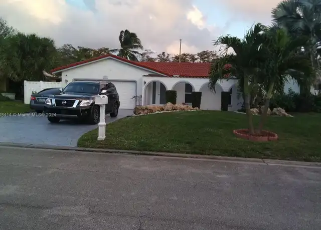Property at 1377 NW 87th Ter, Coral Springs, FL, 33071, 4 beds, 2 baths, [object Object]