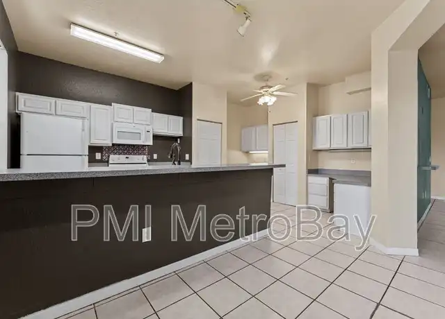 Property at 5039 Sunridge Palms Dr #204, Tampa, FL, 33617, 2 beds, 2.5 baths, [object Object]