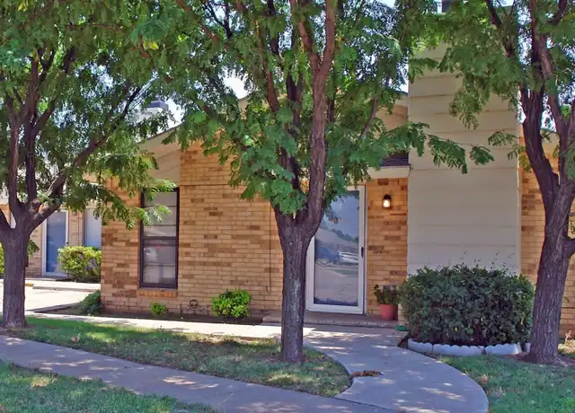 Property at 2301 76th St Unit D, Lubbock, TX, 79423, 2 beds, 2 baths, [object Object]