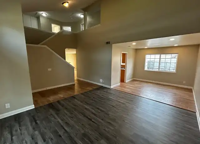 Property at 10118 W Colter St, Glendale, AZ, 85307, 3 beds, 2 baths, [object Object]