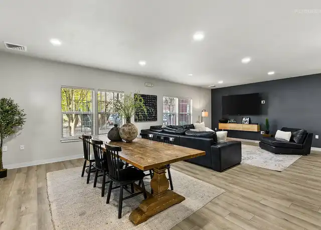 Property at Heritage Meadow - 2459 Lakeview Dr, Eugene, OR, 97408, 2-3 beds, 2 baths, [object Object]