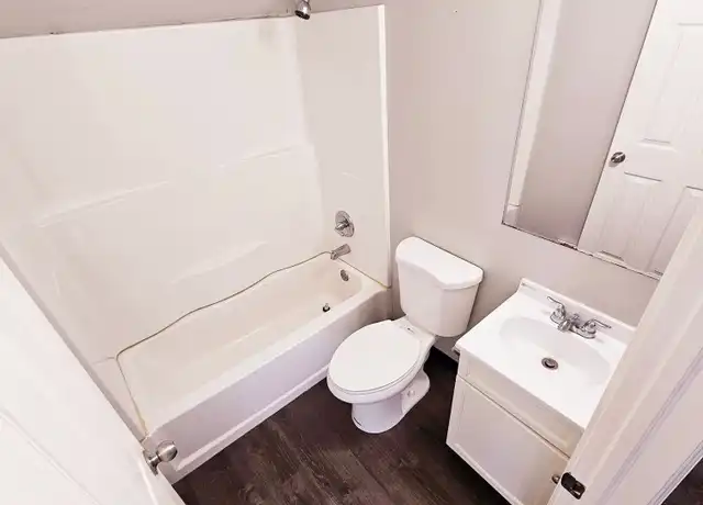 Property at 38 Baldwin Ave Unit 6, Mansfield, OH, 44906, 1 bed, 1 bath, [object Object]