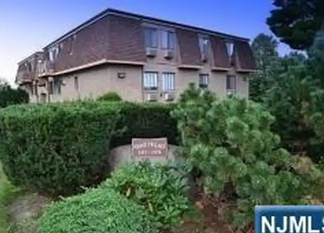 Property at 123 Grove St Unit 9, Clifton, NJ, 07013, 1 bed, 1 bath, [object Object]