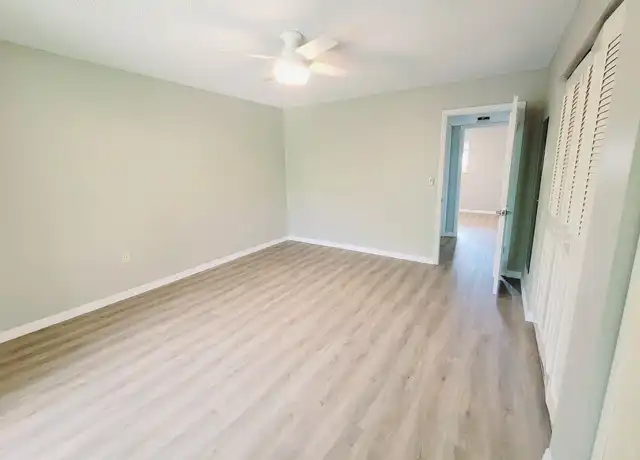 Property at 90 S Highland Ave #1216, Tarpon Springs, FL, 34689, 2 beds, 1 bath, [object Object]
