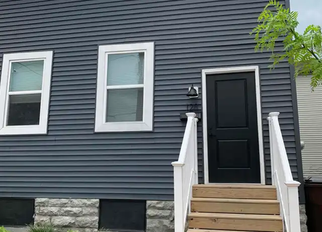 Property at 128 W 9th St, Newport, KY, 41071, 2 beds, 1 bath, [object Object]