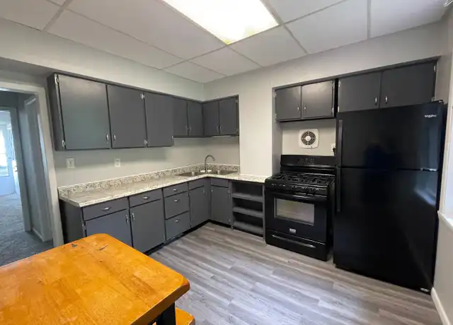 Property at 642 Forest Ave Apt 1, Pittsburgh, PA, 15202, 2 beds, 1 bath, [object Object]