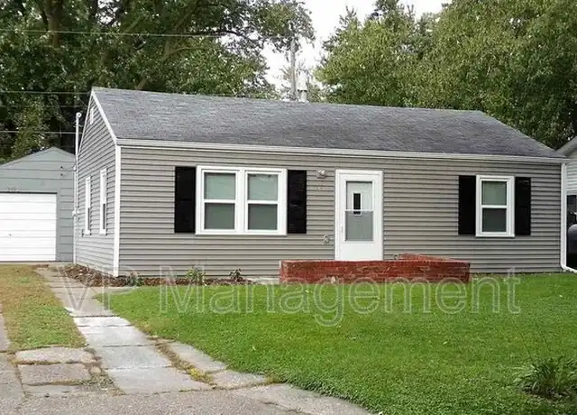 Property at 2112 W 69th St, Davenport, IA, 52806, 2 beds, 1 bath, [object Object]